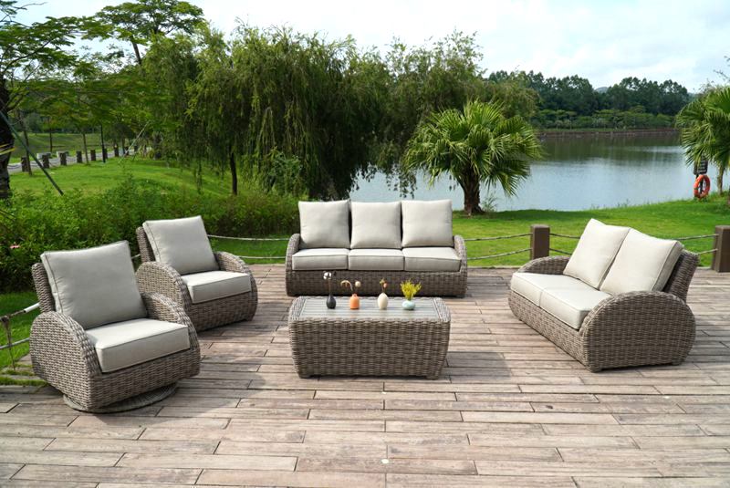 5 Piece Rattan Furniture Set