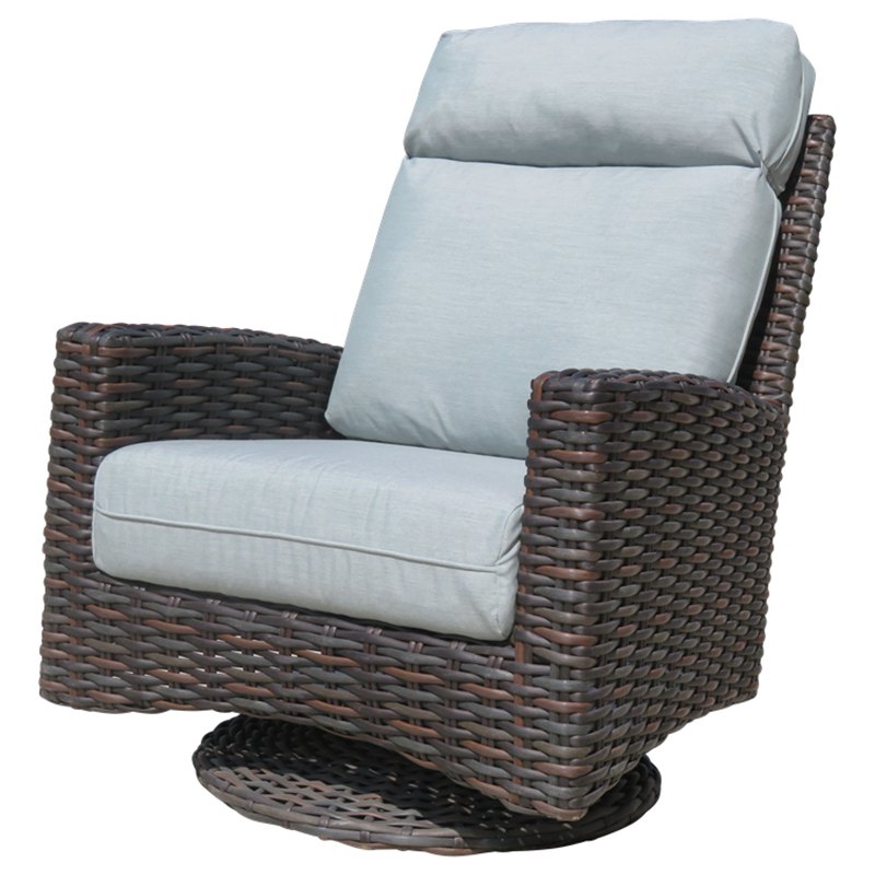 5 Pieces of Woven Outdoor Furniture